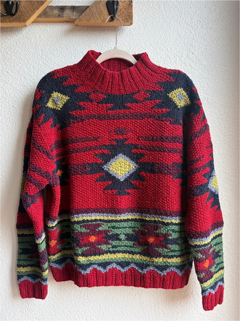 Vintage 90s Hand Knit Southwestern Print Chunky Sweater Medium